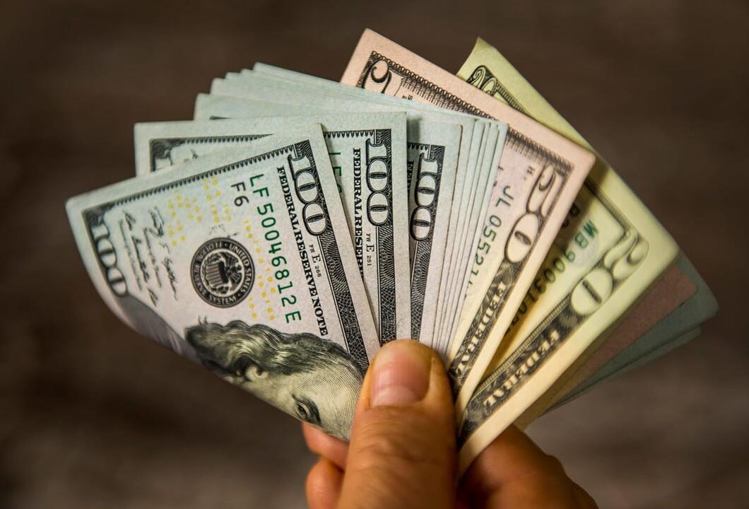 سعر الدولار في السوق السوداء